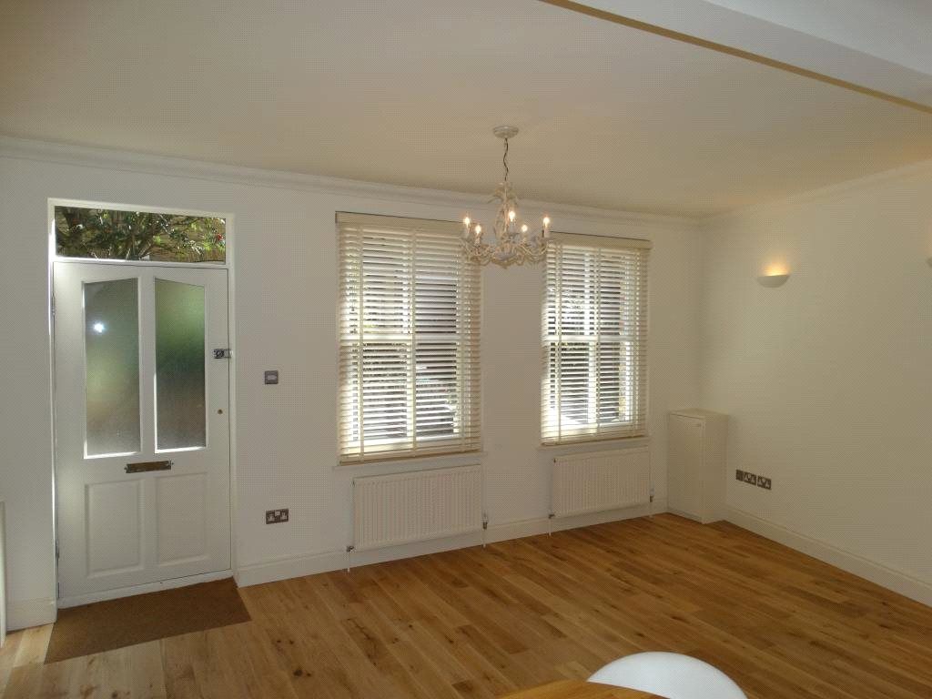 Property photo 3 of 9 Picture No. 06