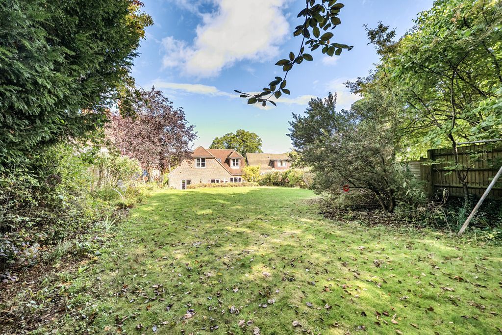 Property photo 2 of 23 Picture No. 40