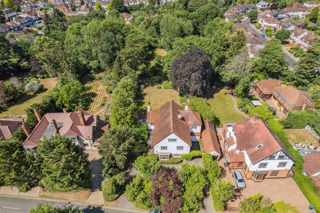 Additional image 4 of 7 bed detached house for salePaines Lane, Pinner Village HA5