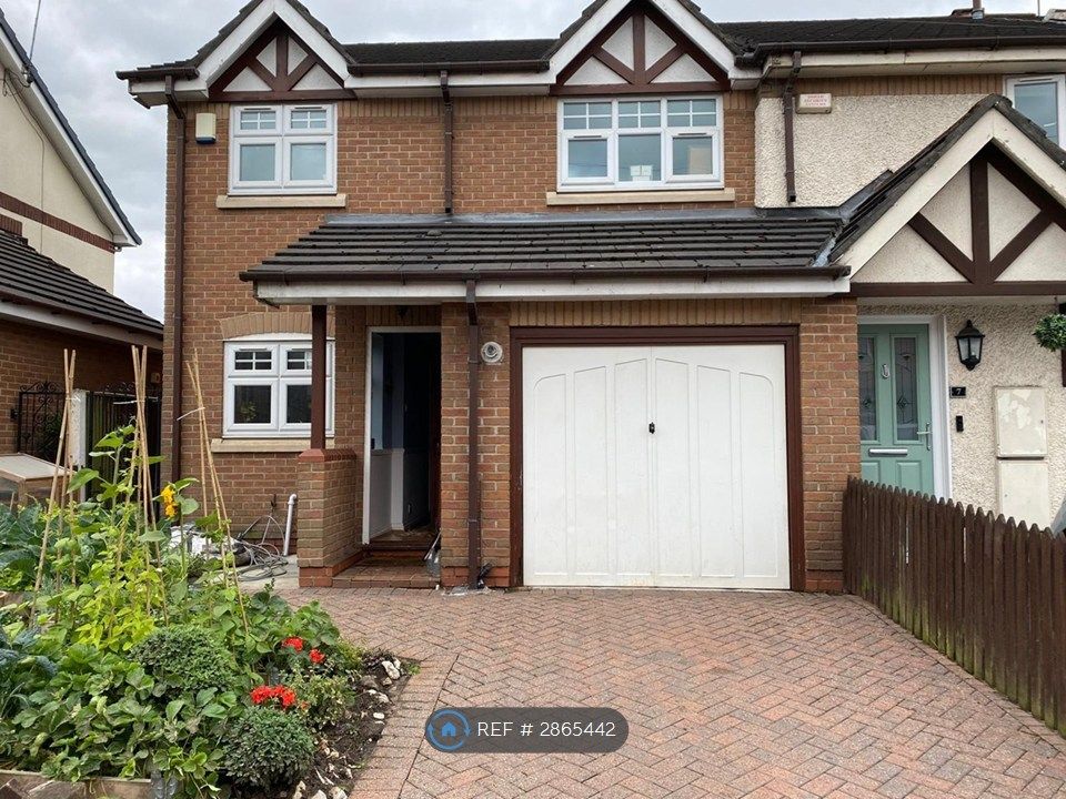 Property photo 2 of 15 House (Front)