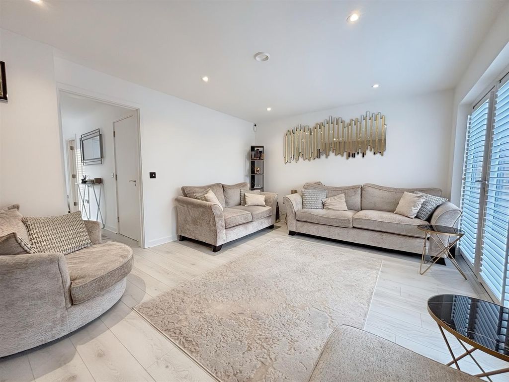 Property photo 3 of 24 Img_4674.Jpeg