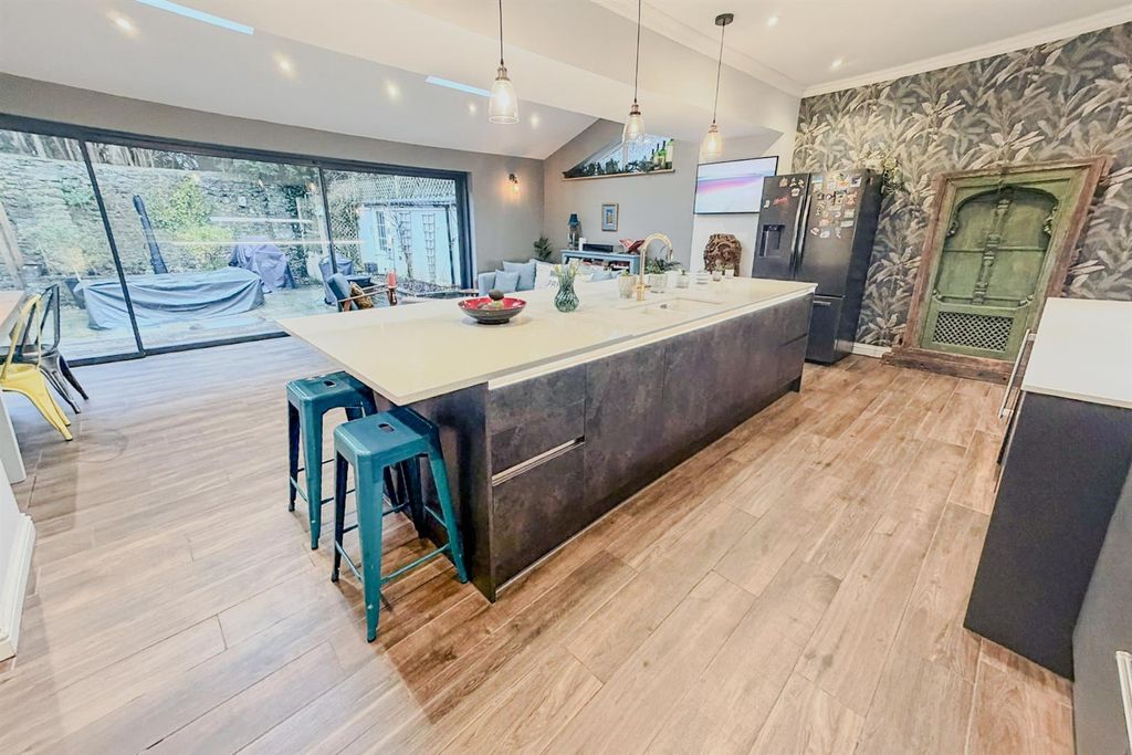 Property photo 2 of 28 Img_3353.Jpg