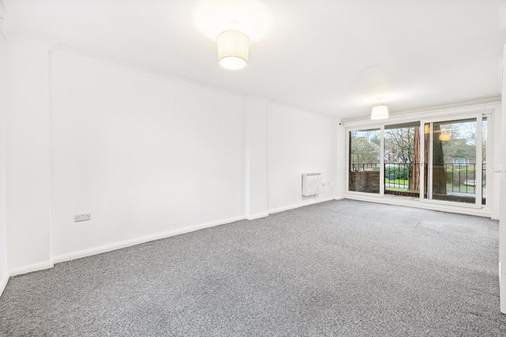 Property photo 3 of 13 Picture No. 11