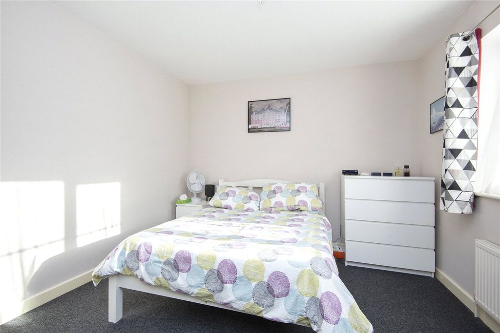 Property photo 3 of 7 Picture No. 04