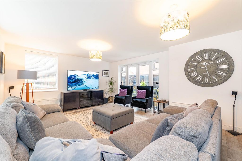 Additional image 14 of 6 bed detached house for saleWhiteleaf Place, Leyland PR25