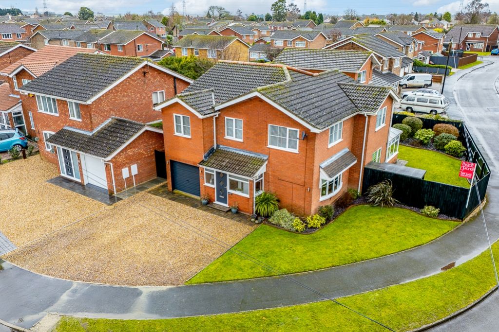 Property photo 1 of 30 12 Fenland Walk (Holbeach)-1