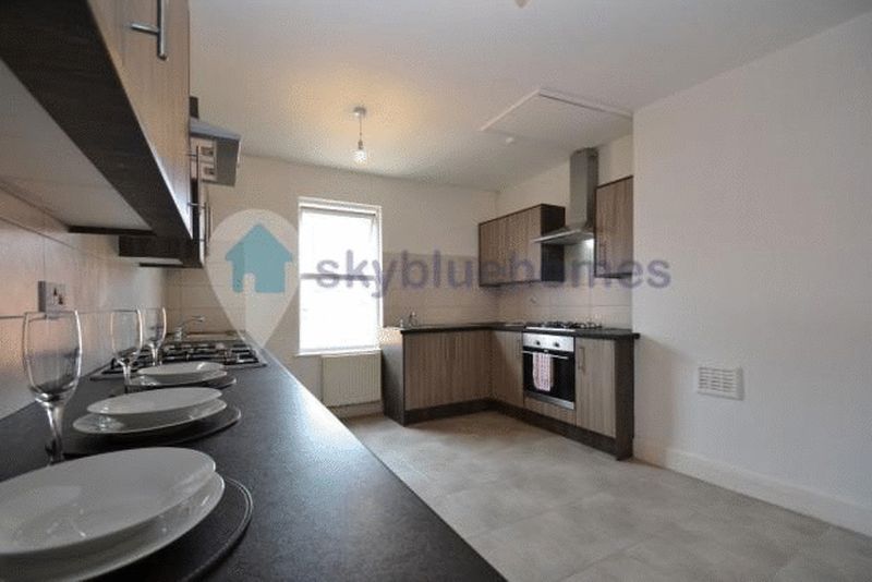 Property photo 2 of 11 Photo 2