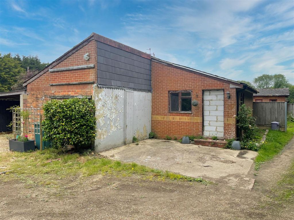 Property photo 1 of 8 1.Jpg