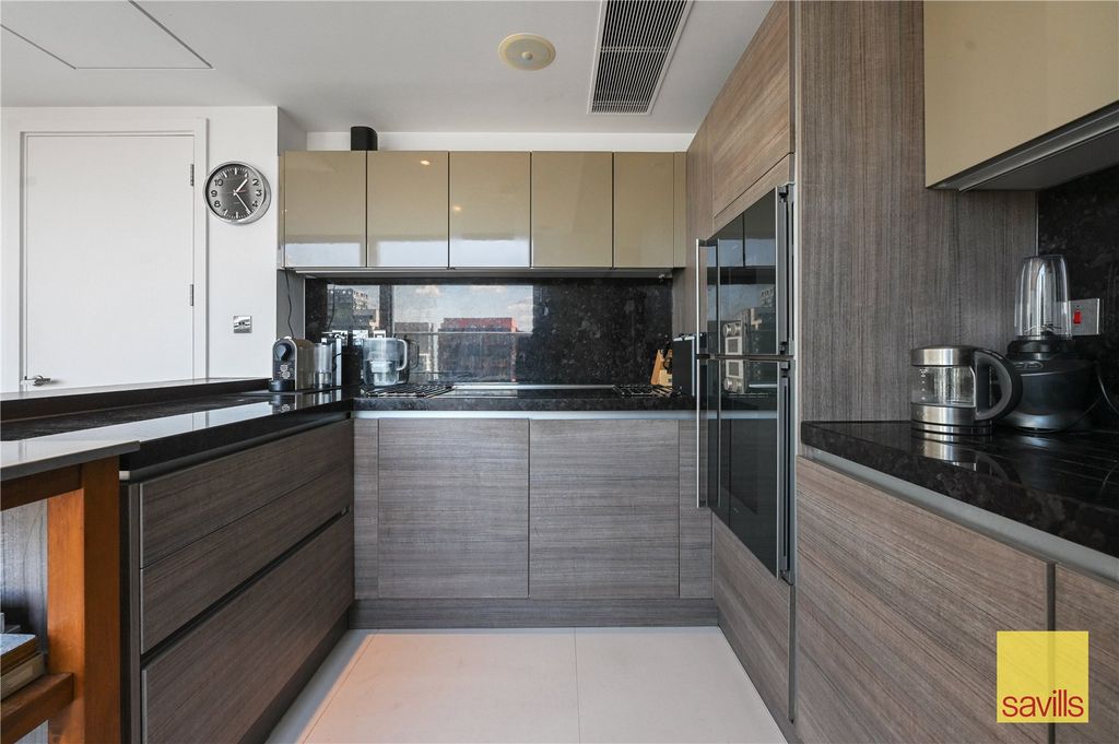 Property photo 3 of 22 Kitchen