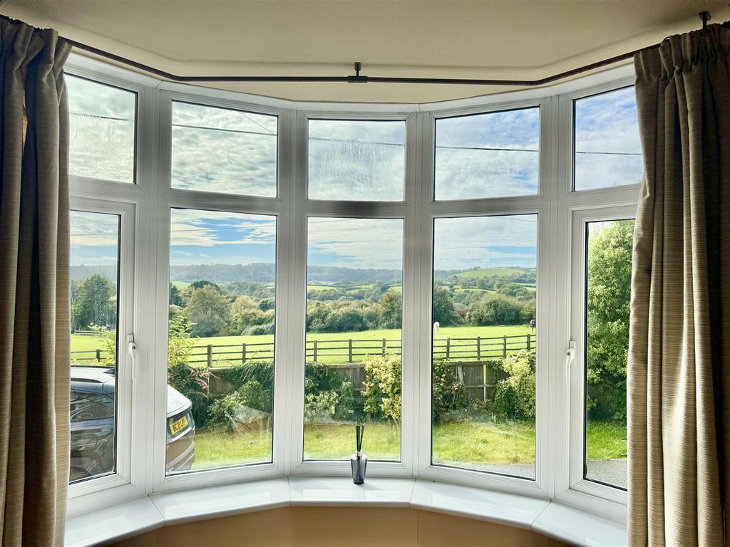 Property photo 3 of 52 Img_8848.Jpeg