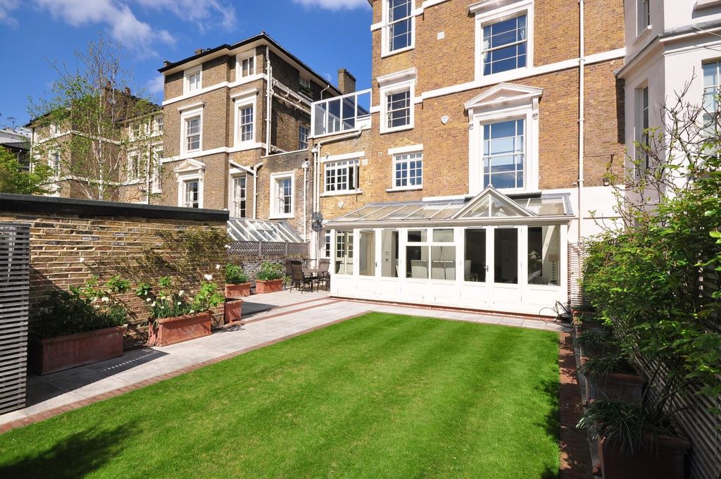 Property photo 1 of 8 Image