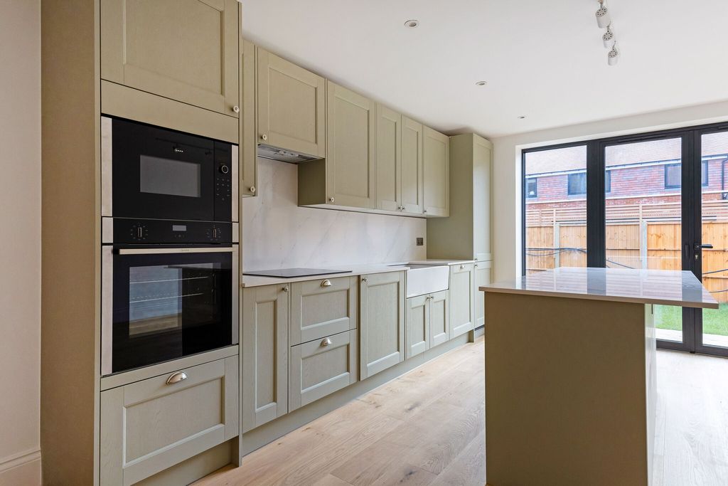 Property photo 3 of 12 Show Home Photos