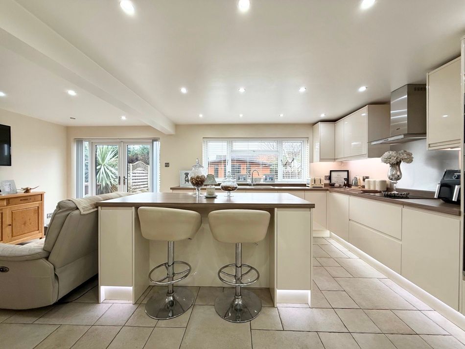 Property photo 3 of 33 Img_E2528