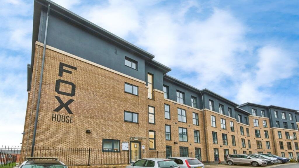 Property photo 2 of 28 5314785