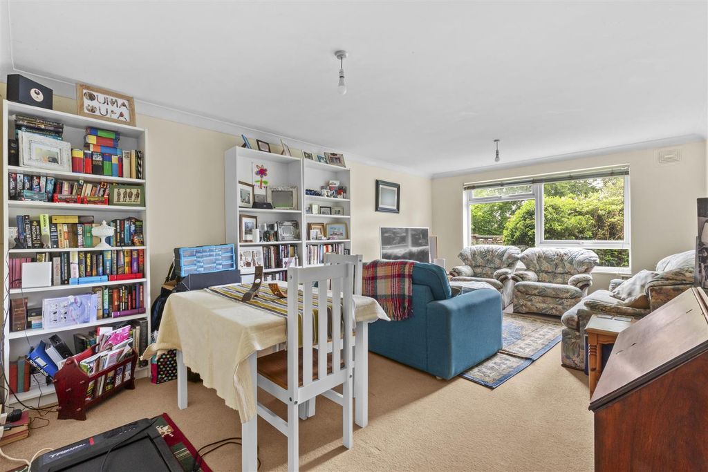 Property photo 3 of 12 Hillcrest, Shrubbery Rd-1.Jpg