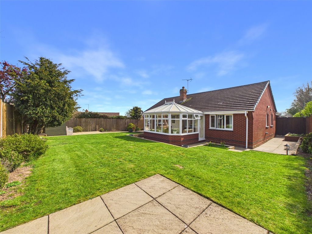 Property photo 2 of 17 Picture No. 28