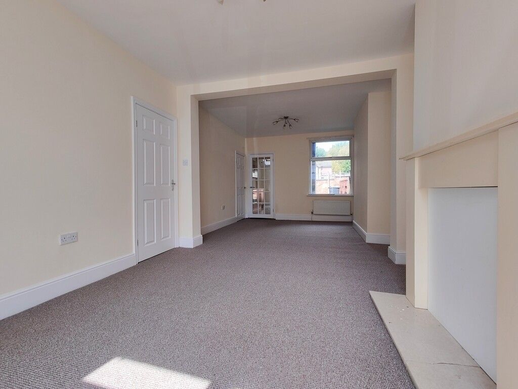 Property photo 3 of 15 108 Lettings