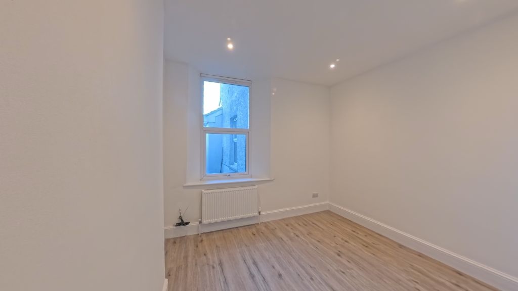 Property photo 3 of 6 Bedroom Two