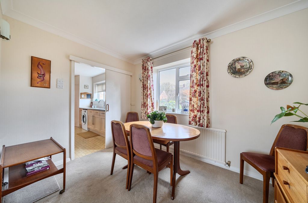 Property photo 3 of 19 1426198-9-69B8077...