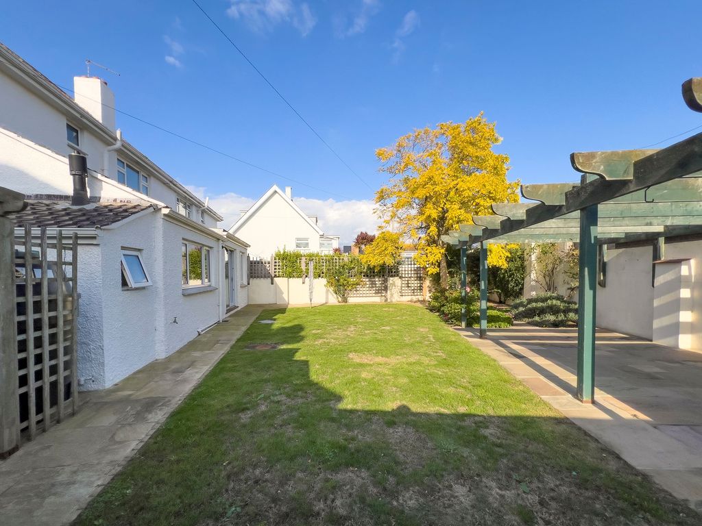 Property photo 3 of 24