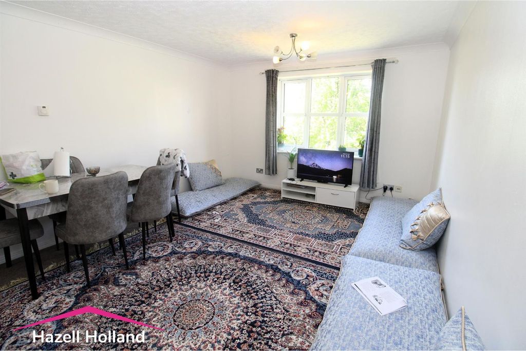 Property photo 3 of 10 Untitled Design (28).Jpg