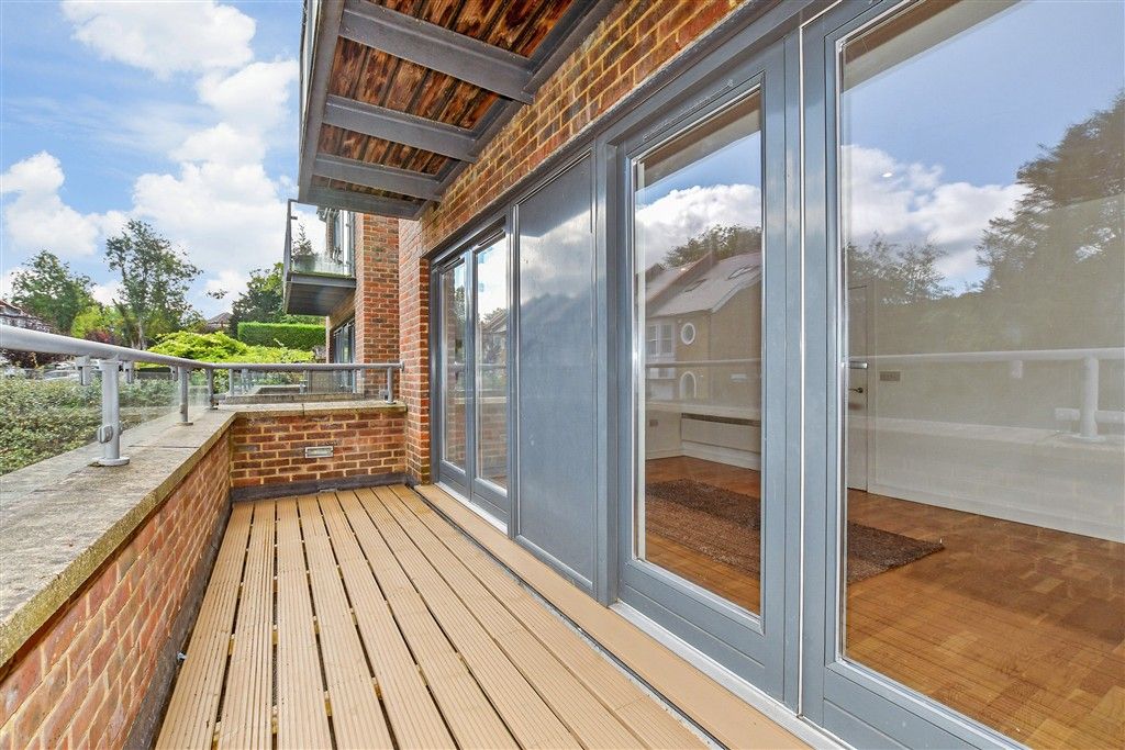 Property photo 3 of 17 Balcony / Terrace