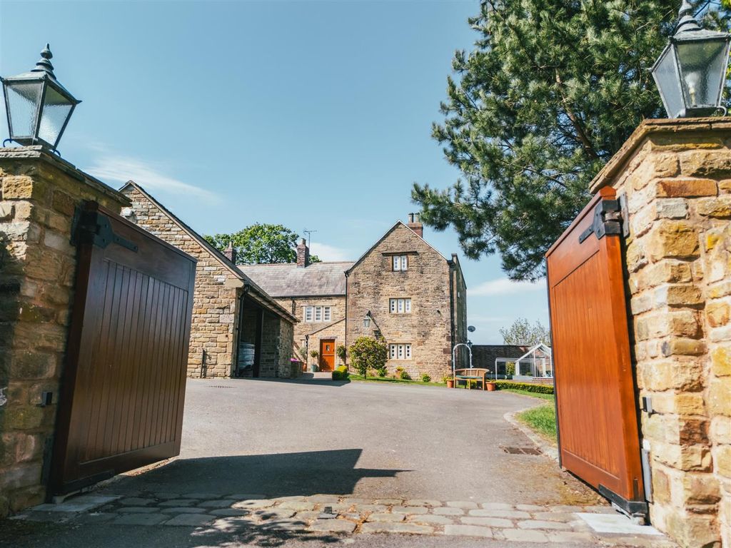Property photo 1 of 61 Exterior And Gardens
