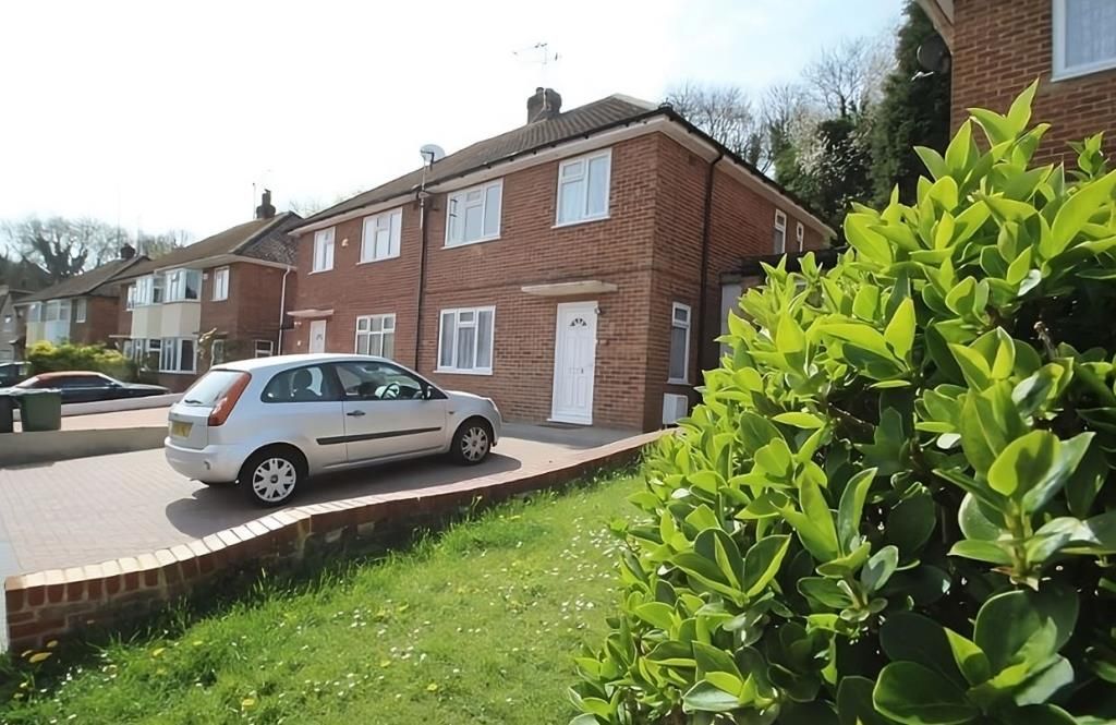 Property photo 1 of 13 External