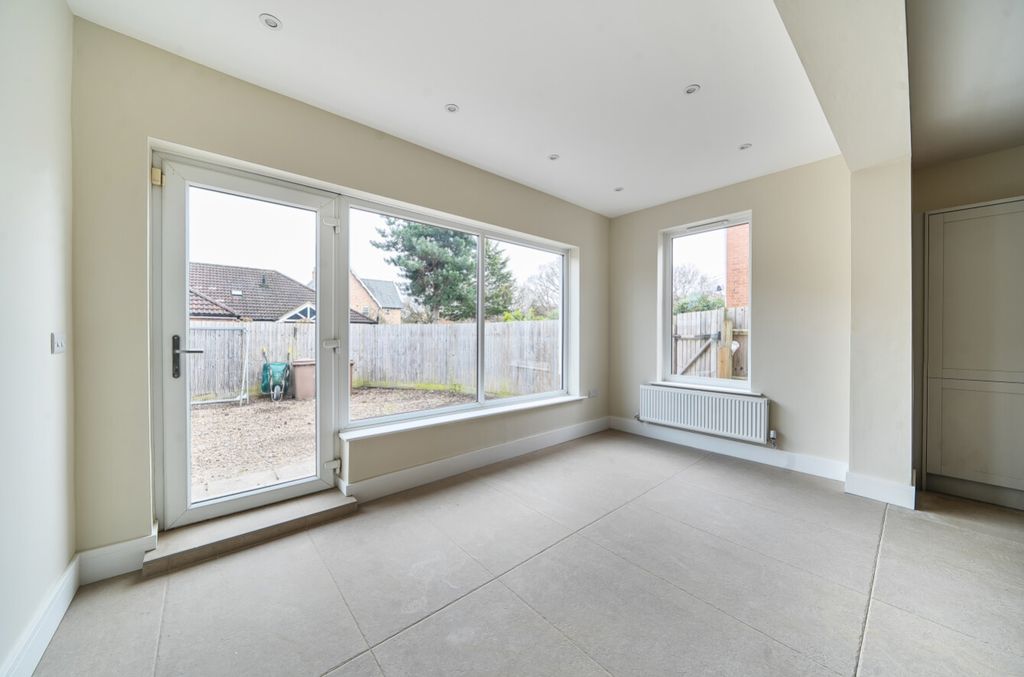 Additional image 7 of 3 bed detached bungalow for saleNewark Road, North Hykeham, Lincoln, Lincolnshire LN6