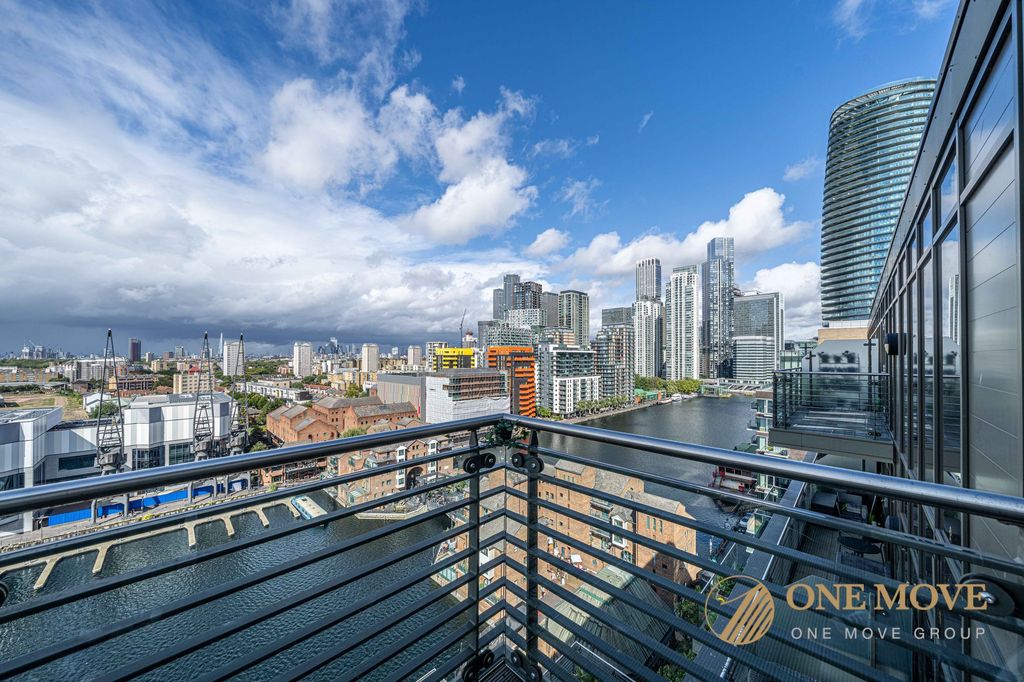 Property photo 2 of 28