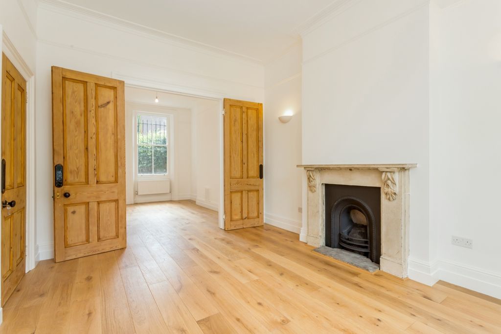 Property photo 1 of 17 Wharton Street