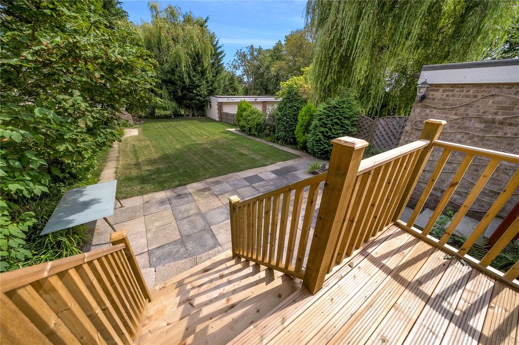 Property photo 3 of 31 Rear Garden