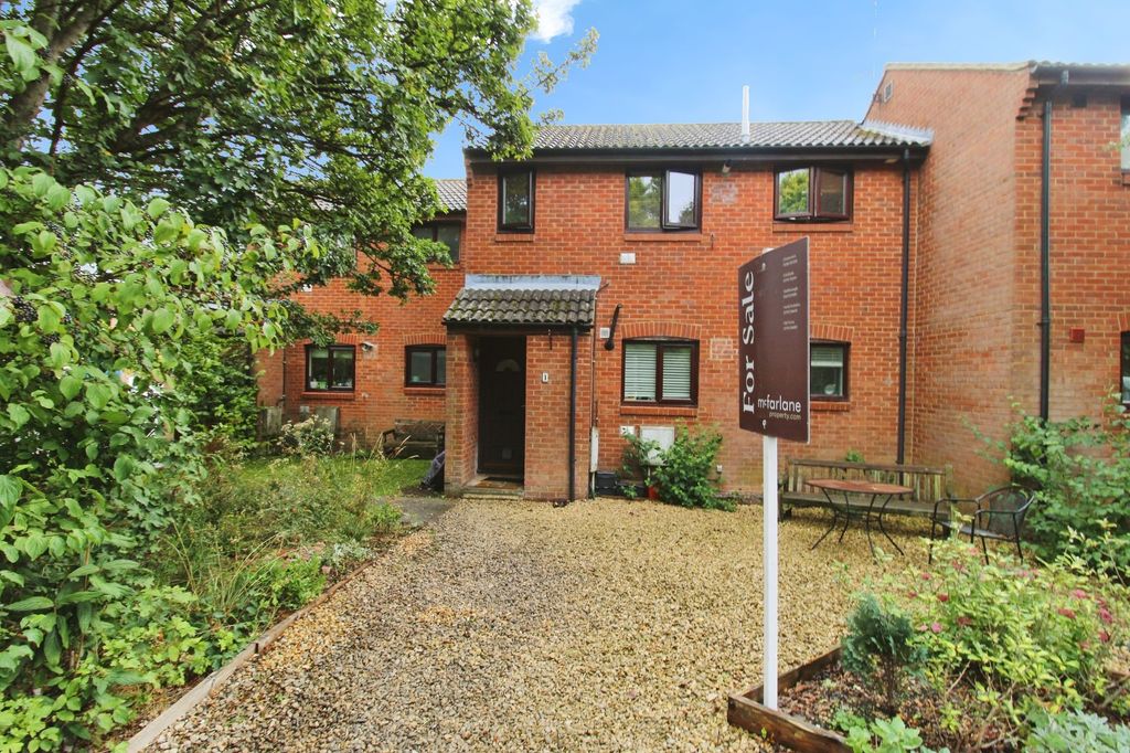 Property photo 1 of 9
