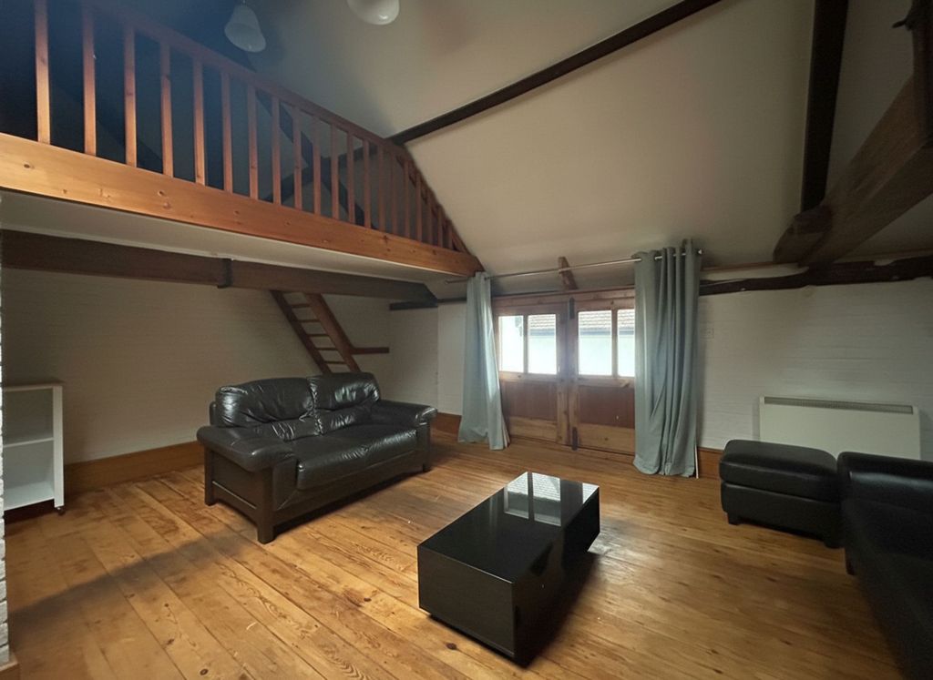 Property photo 2 of 10