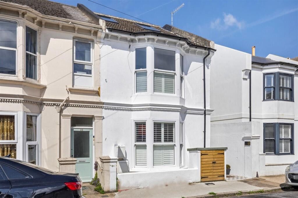 Property photo 1 of 18 5140780