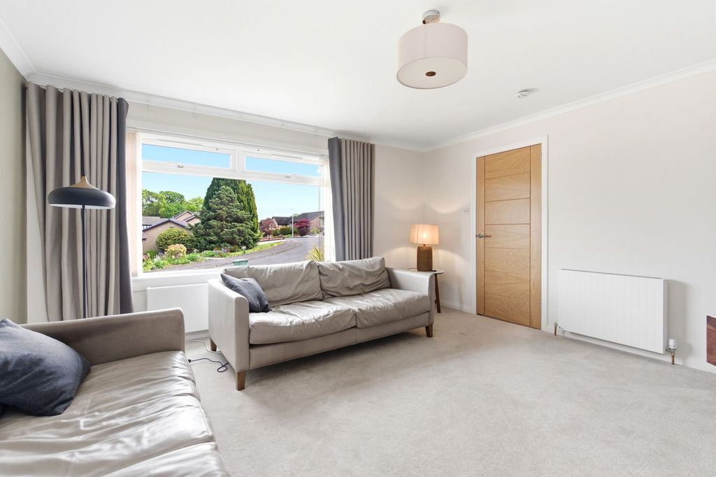 Property photo 2 of 44