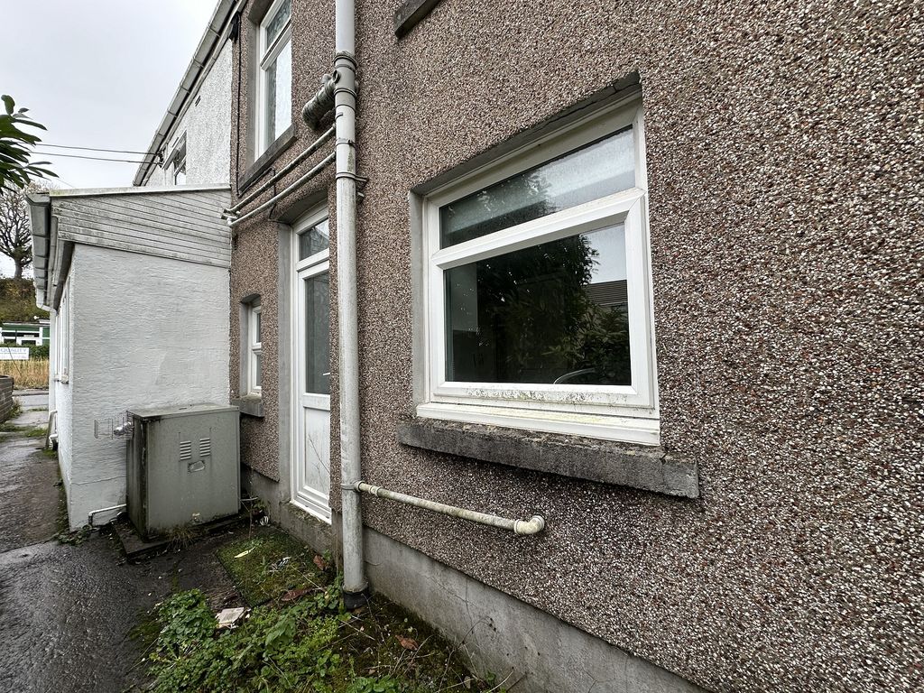 Property photo 3 of 17 Not Specified