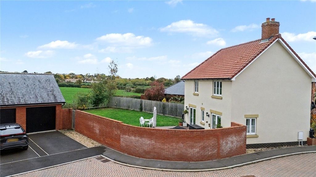 Property photo 1 of 20 Picture No. 25