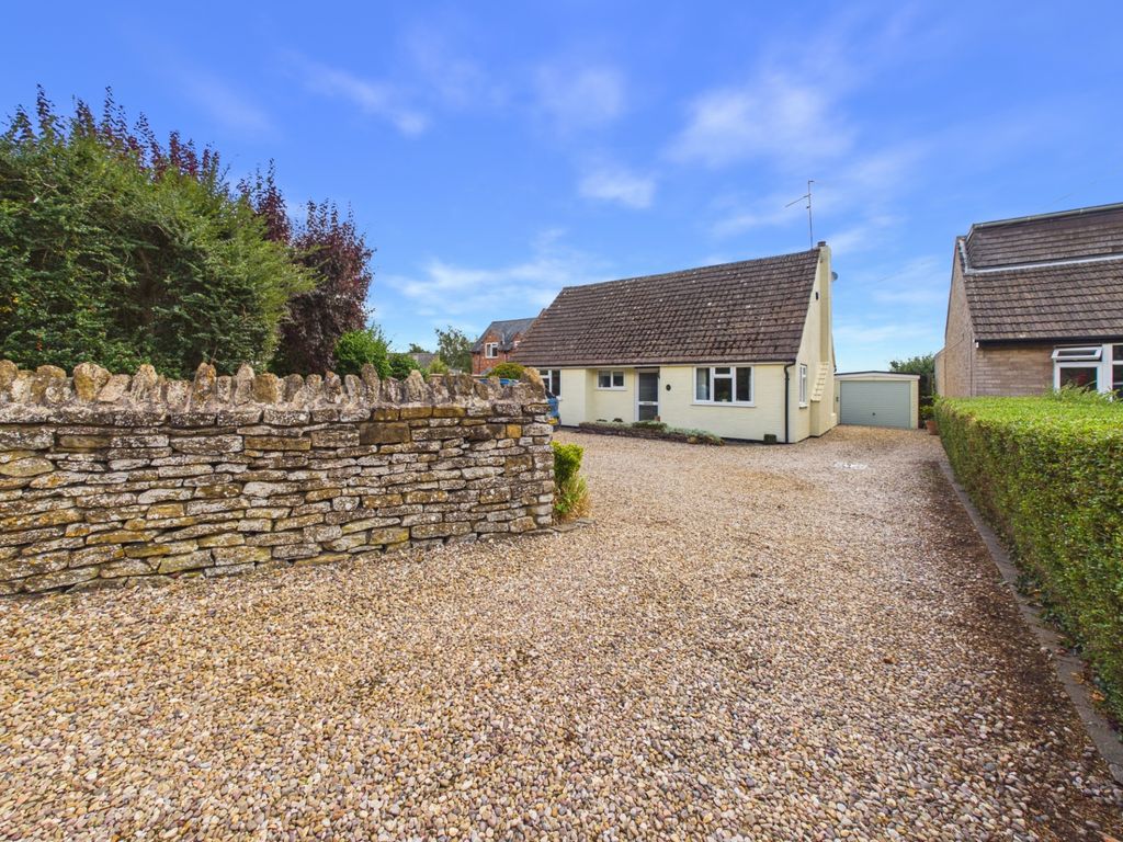 Property photo 1 of 17 High Street