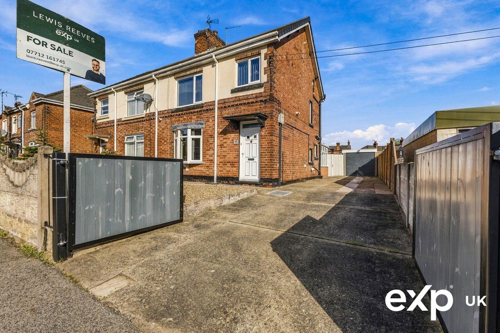 Property photo 1 of 27