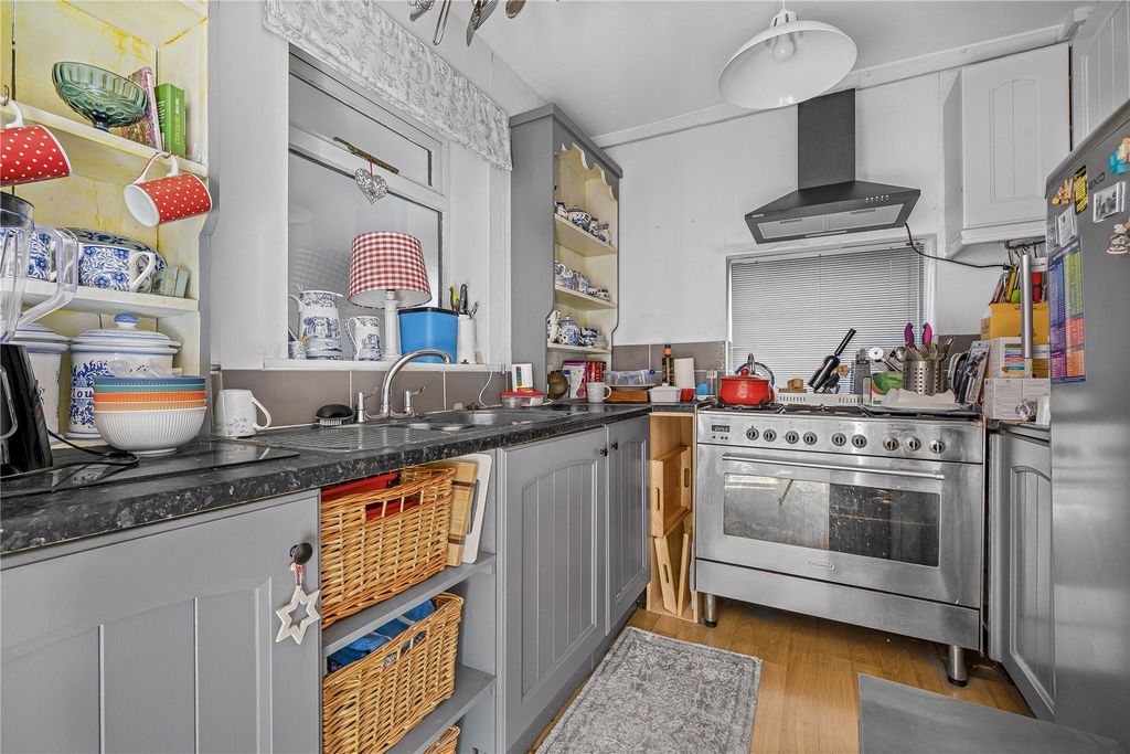 Property photo 3 of 23 Picture No. 23