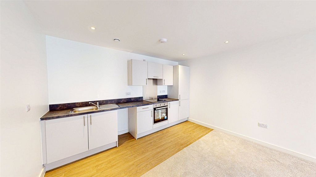 Property photo 3 of 10 Picture No. 04