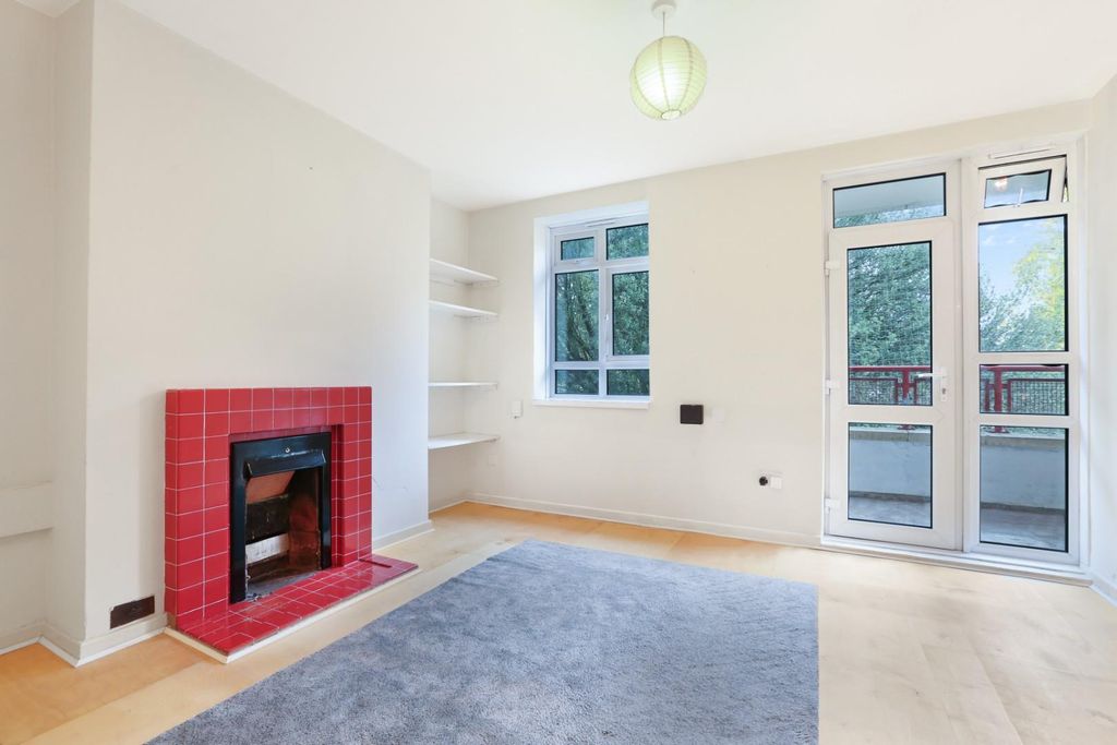 Property photo 2 of 9 Ach_3952.Jpg