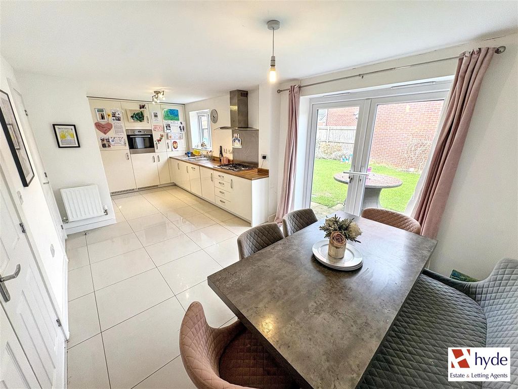 Property photo 2 of 21 Img_4981.Jpg