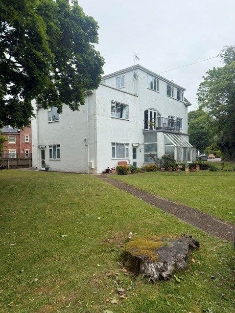 Property photo 1 of 9 2 Bed Flat To Rent Cavendish Place, Bournemouth Bh1