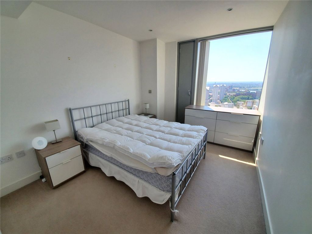 Property photo 3 of 9 Picture No. 07