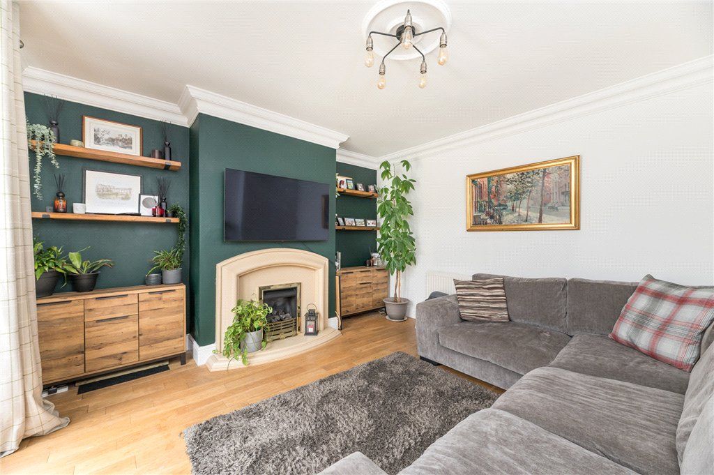 Property photo 2 of 37 Living Room
