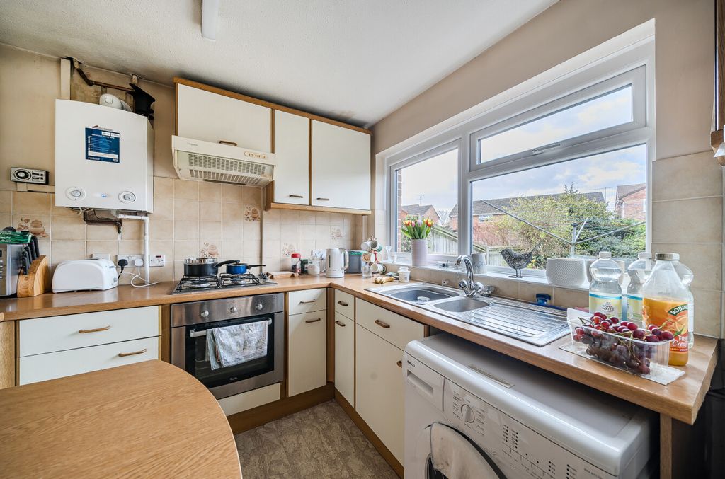 Property photo 3 of 14 1422473-6-69B17A5...