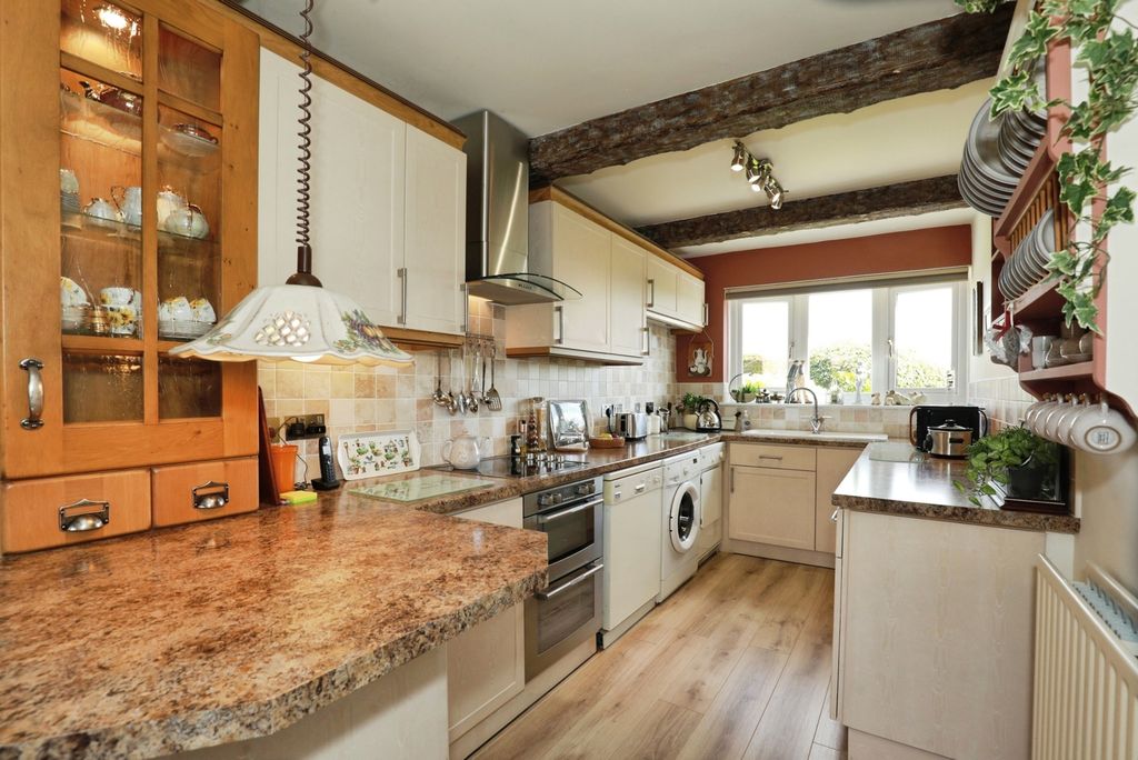 Property photo 2 of 22 Pbox-Img.Jpg