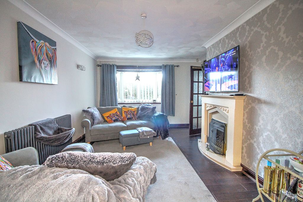 Property photo 3 of 13 Img_7157_8_9